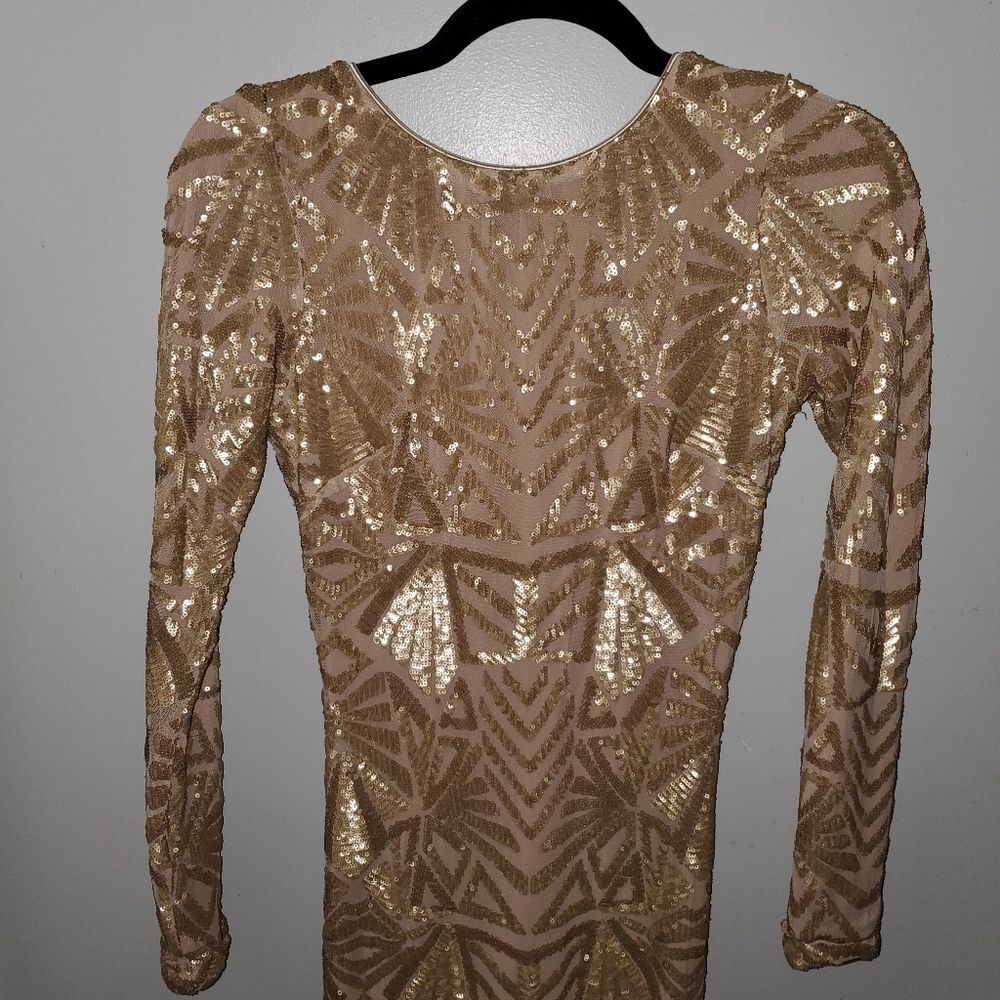 Dress The Population Emery Long Sleeve Blush Gold Sequin Open Back Dress Deco S - Picture 6 of 16